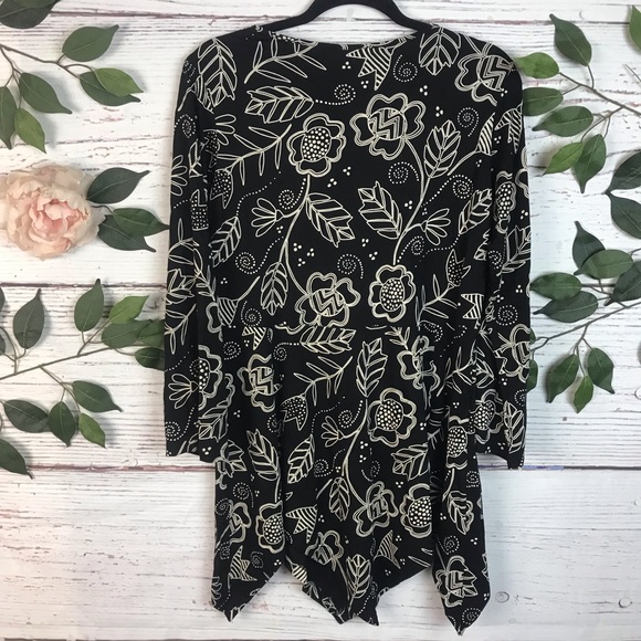 Gudrun Sjoden Size Medium Black Floral Print Asymmetrical Hem Half Sleeve Dress - Picture 4 of 5